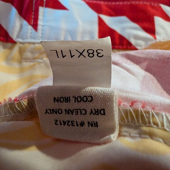 Loudmouth Red/white houndstooth shorts 38 - Picture 3 of 3